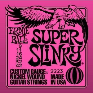 Juego de cuerdas para guitarra eléctrica Ernie Ball 2223 Super Slinky (9-42).