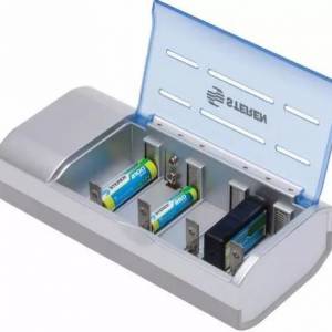 Cargador de Baterías Universal Steren CRG-500